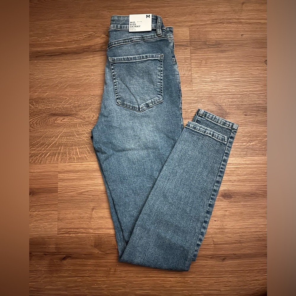 Forever 21 Women’s Skinny Jeans Size Medium - Picture 7 of 8